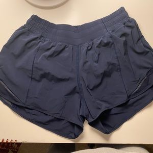 HOTTY HOT 4’ LULULEMON SHORTS